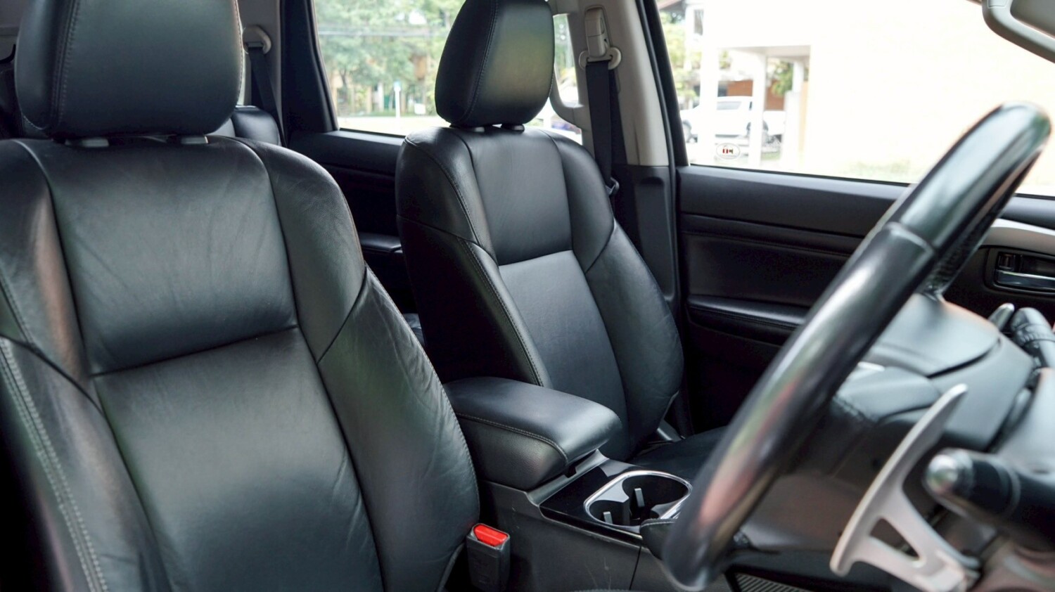 LINE_ALBUM_PAJERO SPORT 2.4 GT PLUS ปี20 ไมล์ 120,000 km สีดำ_250619_13