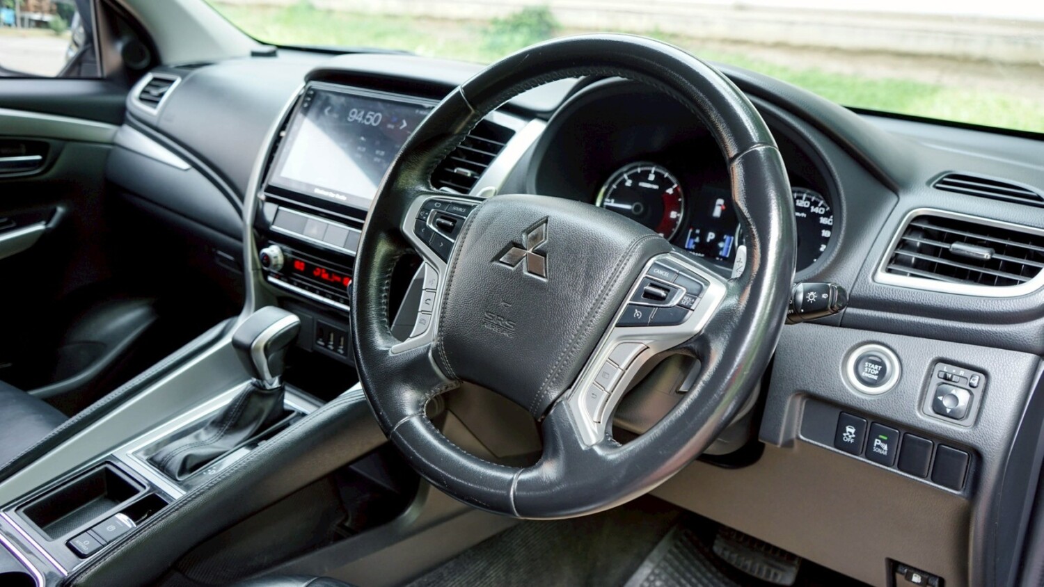 LINE_ALBUM_PAJERO SPORT 2.4 GT PLUS ปี20 ไมล์ 120,000 km สีดำ_250619_14