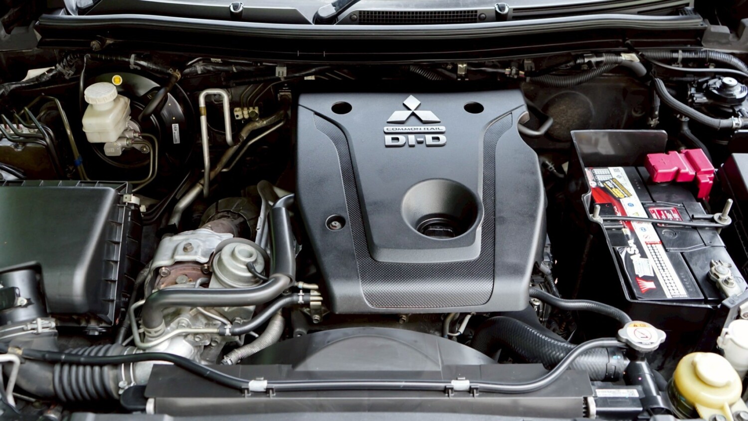 LINE_ALBUM_PAJERO SPORT 2.4 GT PLUS ปี20 ไมล์ 120,000 km สีดำ_250619_2