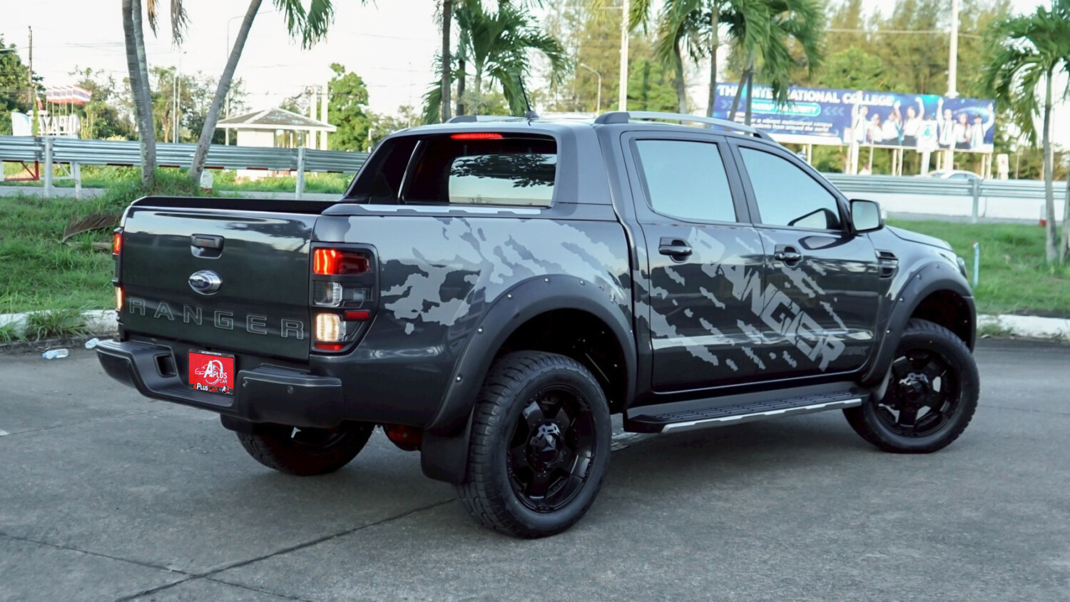 LINE_ALBUM_Ranger 2.0 WILDTRAK ปี21 สีเทา 4dr at (เปลี่ยนล้อ)_250929_14