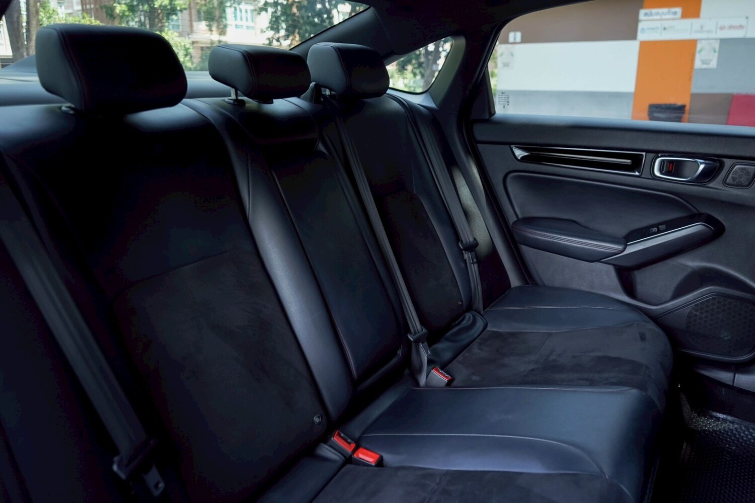 LINE_ALBUM_Civic fe 2.0 RS hybrid ปี2023 สีเทา_251021_13