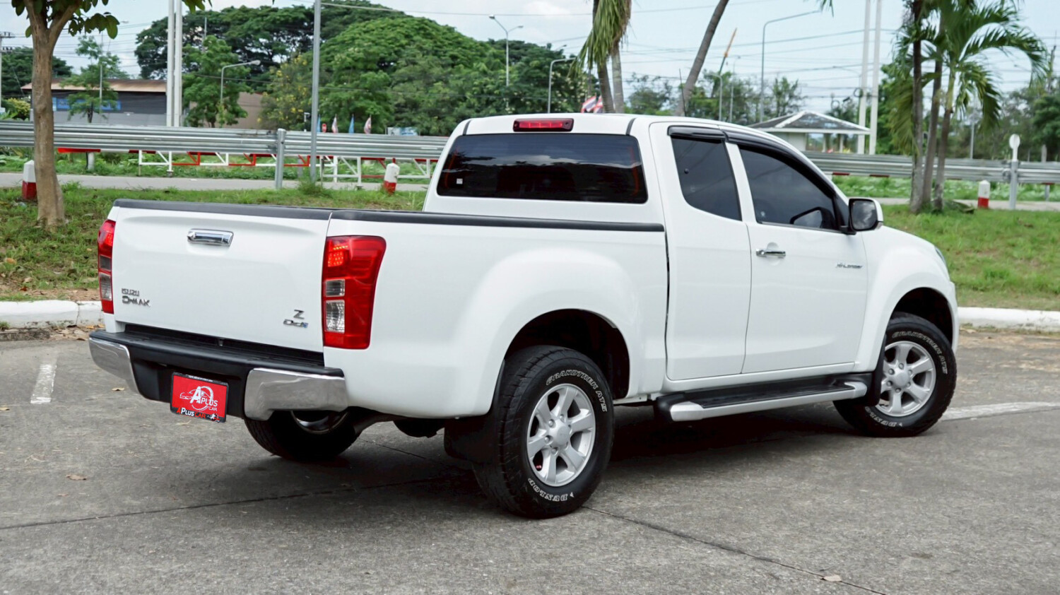 LINE_ALBUM_Dmax 1.9 HI-LANDER CAB ปี18 สีขาว ตัวZ เกียร์ mt_251022_11