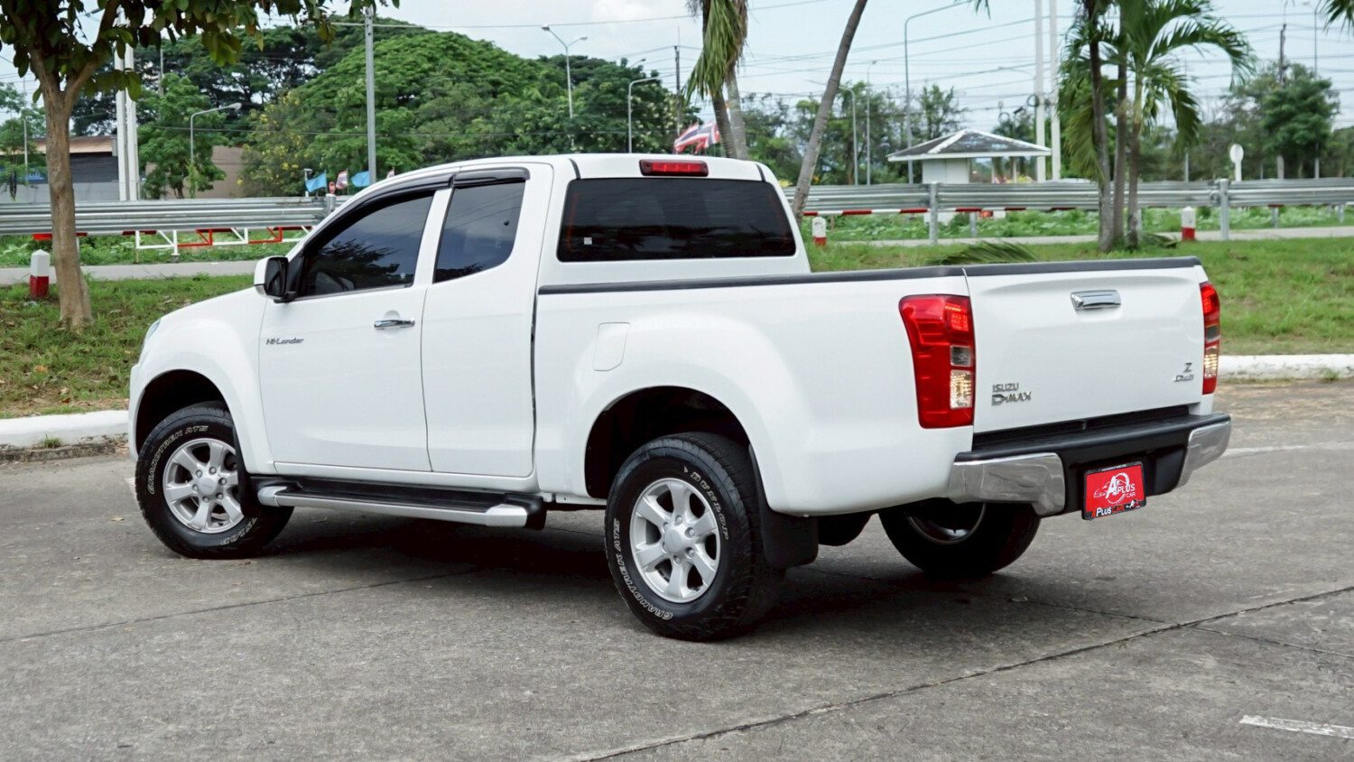 LINE_ALBUM_Dmax 1.9 HI-LANDER CAB ปี18 สีขาว ตัวZ เกียร์ mt_251022_13