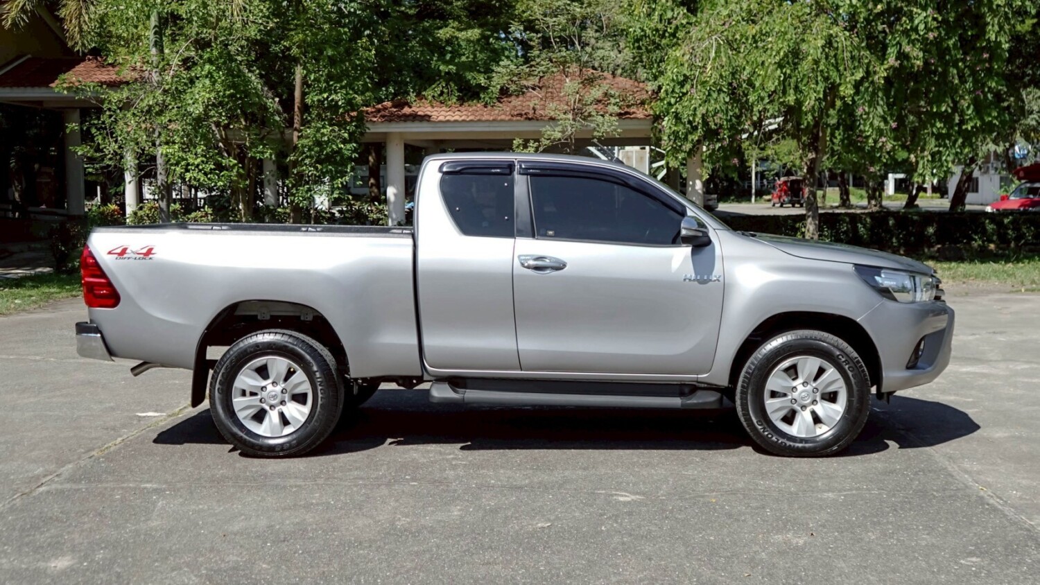 LINE_ALBUM_REVO 2.4 E 4WD CAB ปี15 สีบรอนซ์ เกียร์ MT 4x4_251023_17