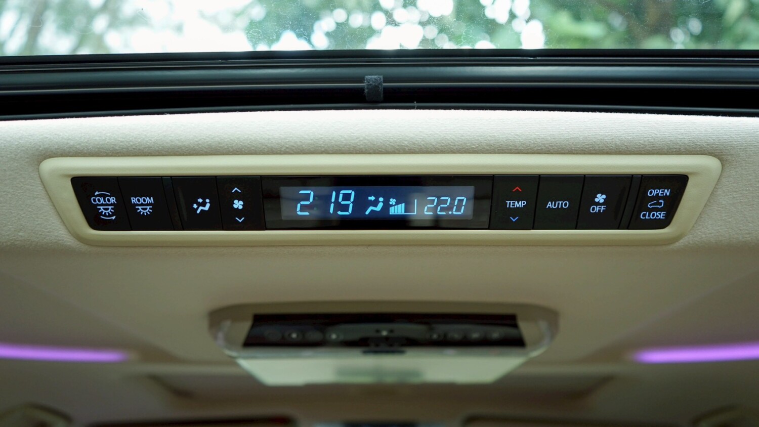 LINE_ALBUM_VELLFIRE 2.5 HYBRID E-FOUR ปี2017 สีขาว_251022_14