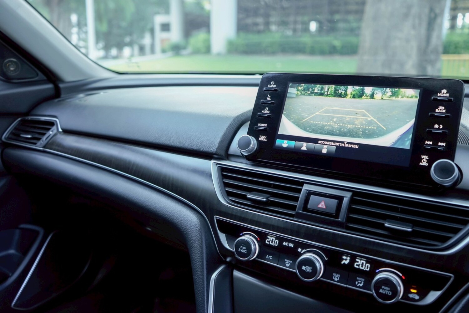 LINE_ALBUM_honda accord 1.5 turbo el ปี2019 สีขาว_251025_3