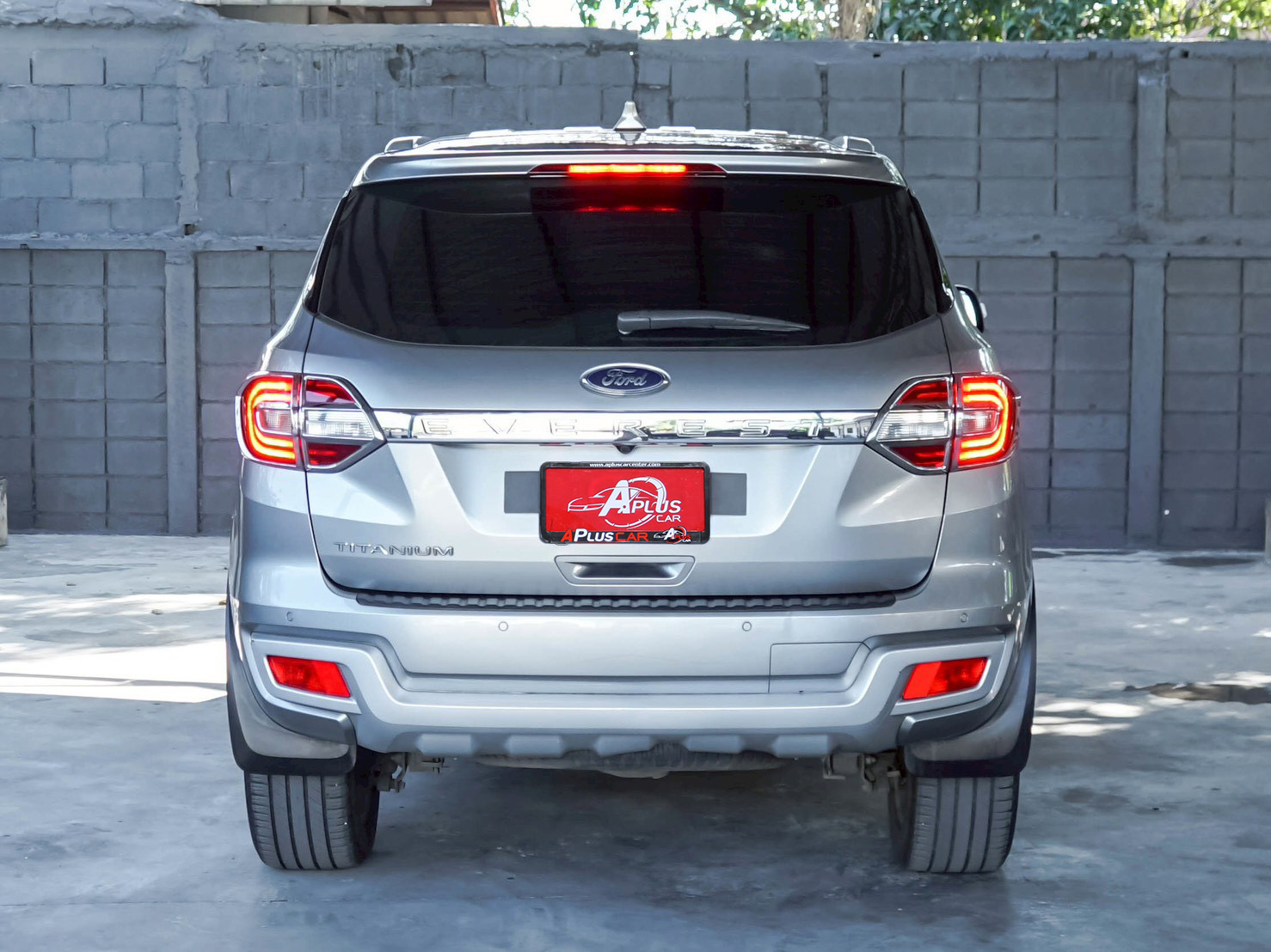 LINE_ALBUM_EVEREST 2.2 สีบรอนซ์ ปี18 titanium plus auto_251216_17