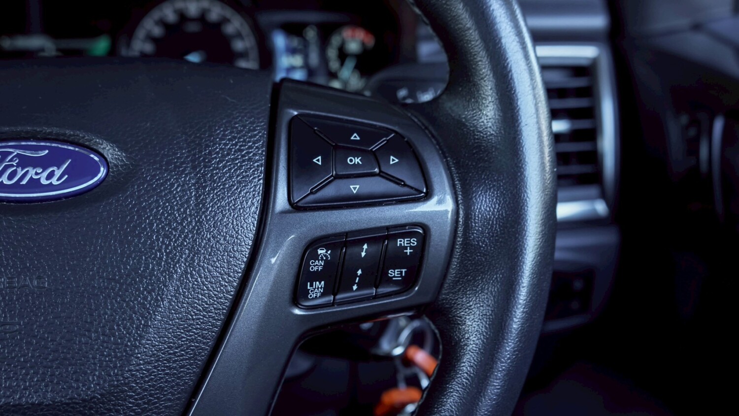 LINE_ALBUM_EVEREST 2.2 สีบรอนซ์ ปี18 titanium plus auto_251216_6