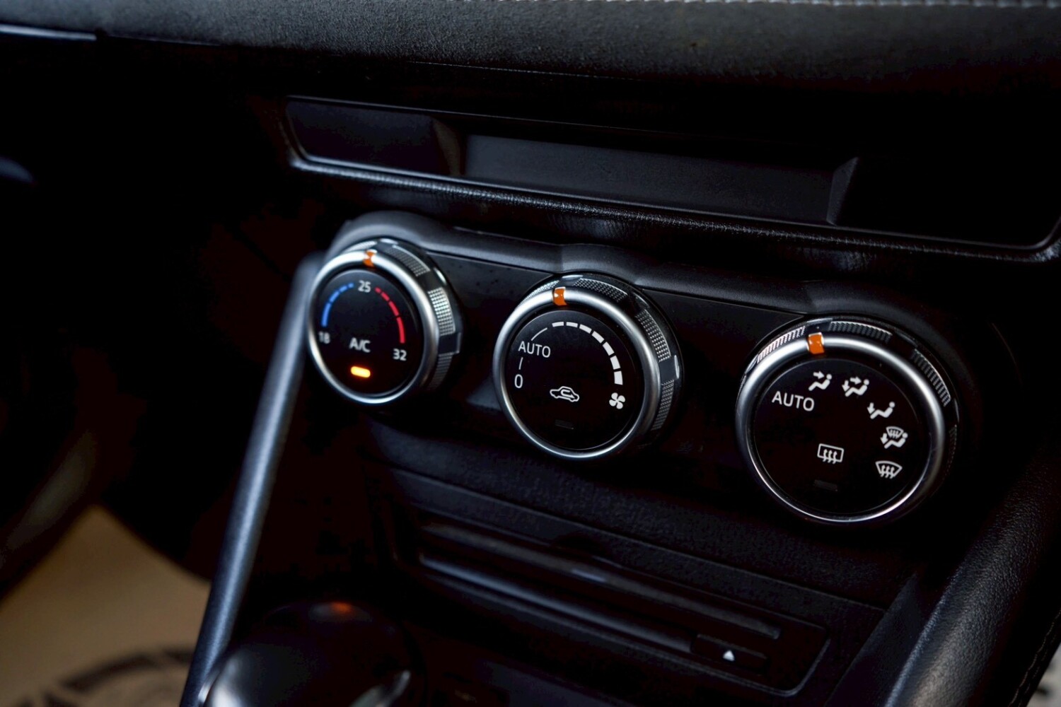 LINE_ALBUM_MAZDA CX3 2.0 SP ปี2018 จด 2020 สีเทา AUTO_251211_5