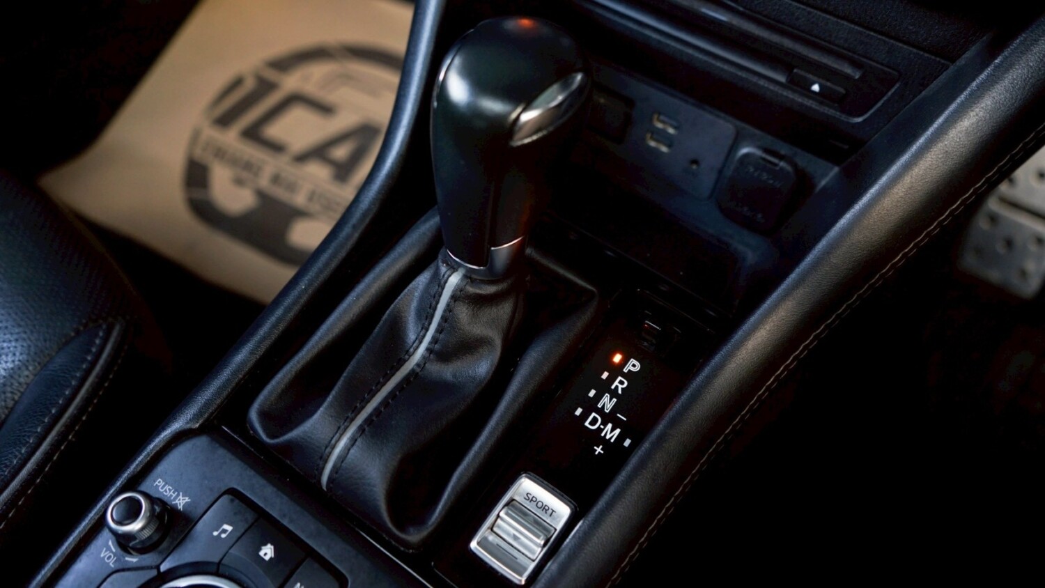 LINE_ALBUM_MAZDA CX3 2.0 SP ปี2018 จด 2020 สีเทา AUTO_251211_6