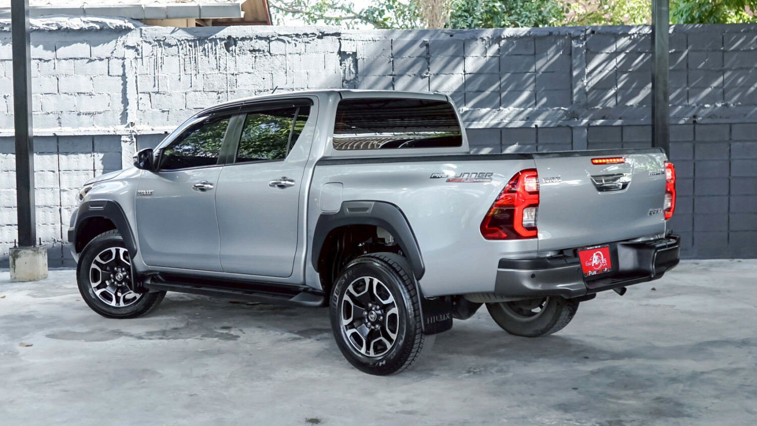 LINE_ALBUM_REVO 2.4 MID เกียร์ AUTO PRERUNNER ปี2023 สีบรอนซ์_251216_15