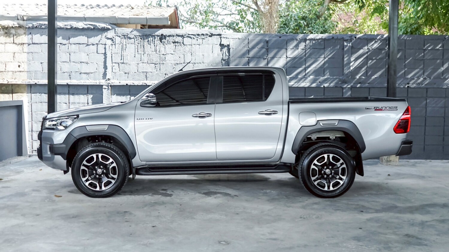 LINE_ALBUM_REVO 2.4 MID เกียร์ AUTO PRERUNNER ปี2023 สีบรอนซ์_251216_16