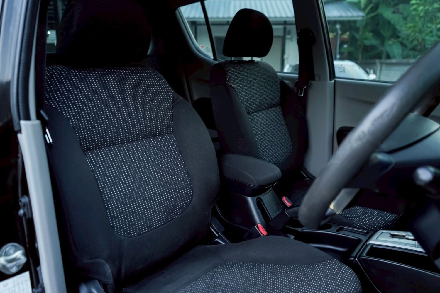 LINE_ALBUM_triton 2.5 DID ปี12 สีดำ 4DR เกียร์ AUTO_251208_9