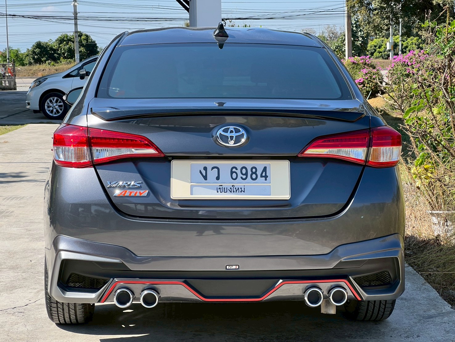 LINE_ALBUM_20169_260120_23