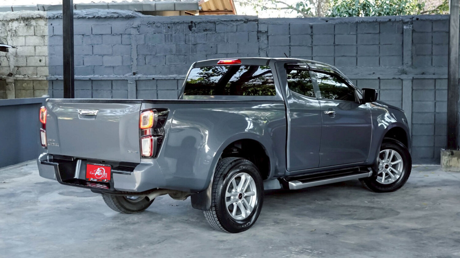 LINE_ALBUM_DMAX CAB 1.9 HI-LANDER CAB ปี22 สีเทา ไมล์ 18000km_260127_12