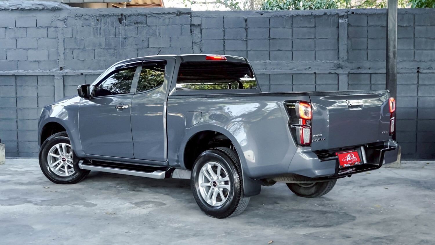 LINE_ALBUM_DMAX CAB 1.9 HI-LANDER CAB ปี22 สีเทา ไมล์ 18000km_260127_14