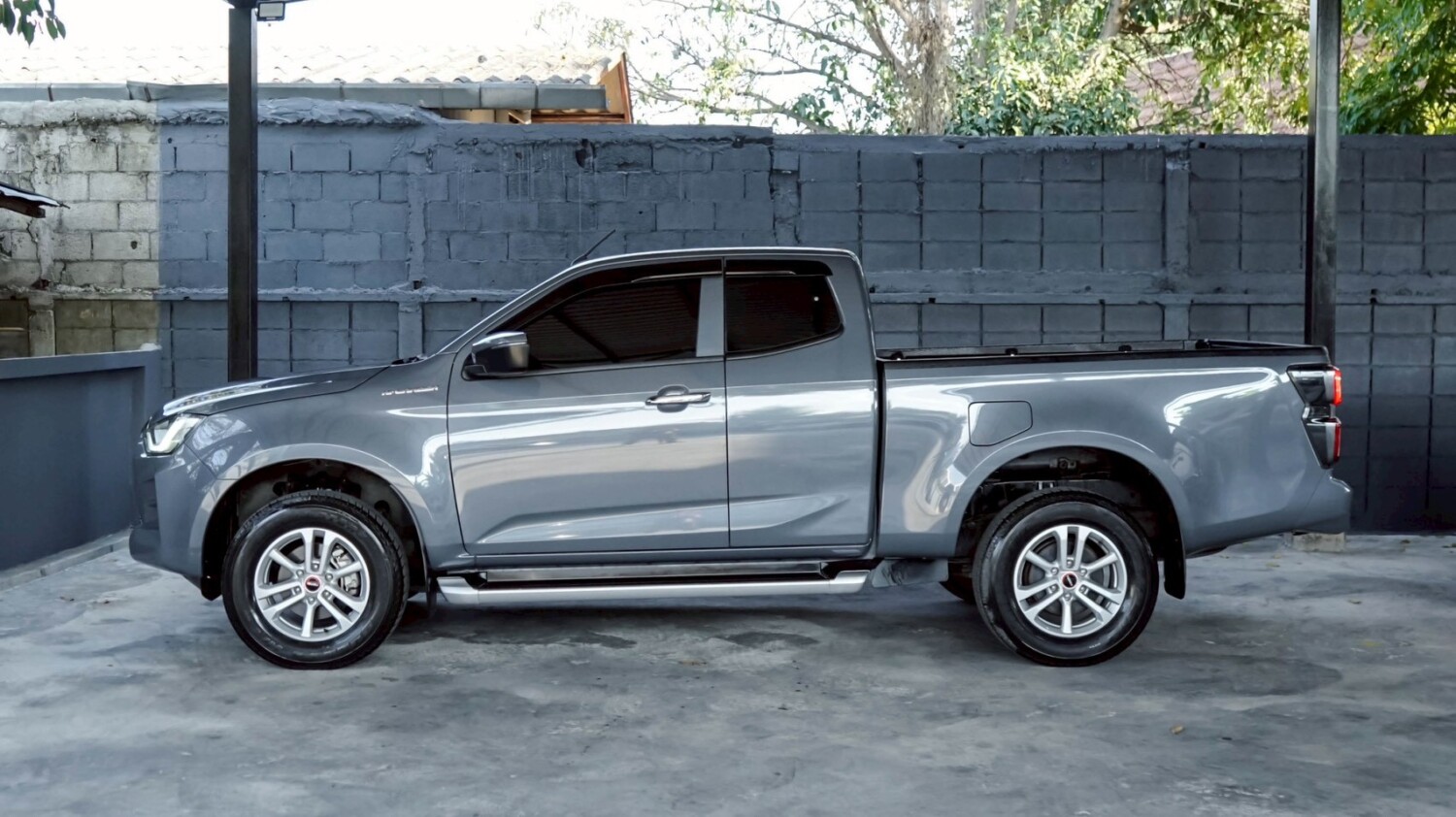 LINE_ALBUM_DMAX CAB 1.9 HI-LANDER CAB ปี22 สีเทา ไมล์ 18000km_260127_15