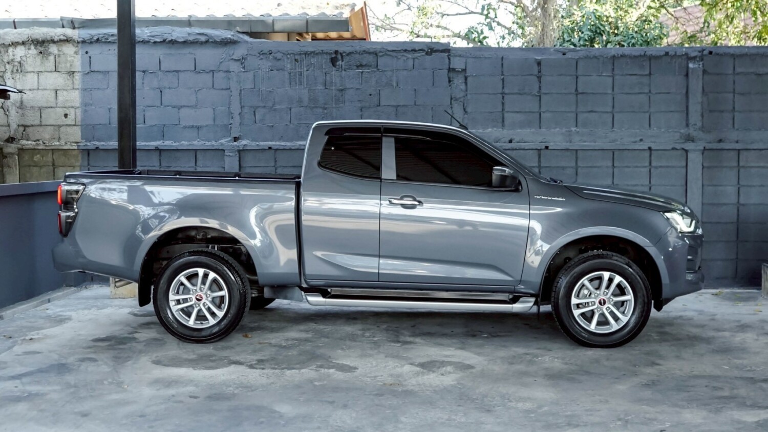 LINE_ALBUM_DMAX CAB 1.9 HI-LANDER CAB ปี22 สีเทา ไมล์ 18000km_260127_16