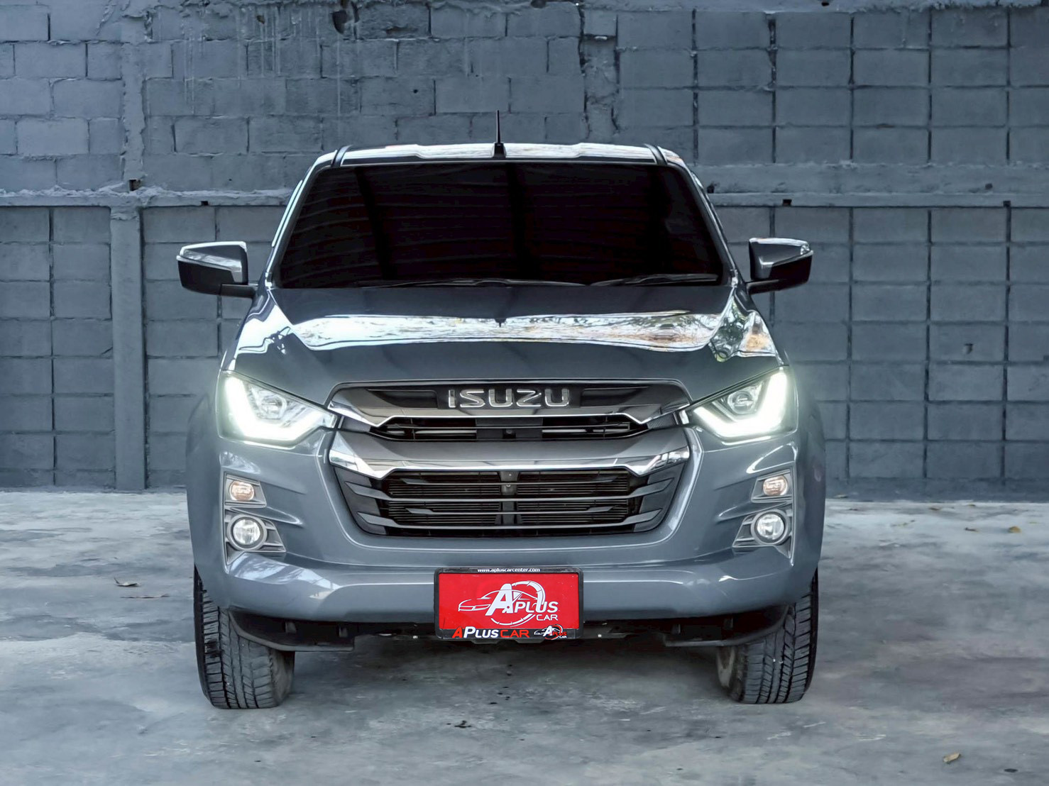 LINE_ALBUM_DMAX CAB 1.9 HI-LANDER CAB ปี22 สีเทา ไมล์ 18000km_260127_18