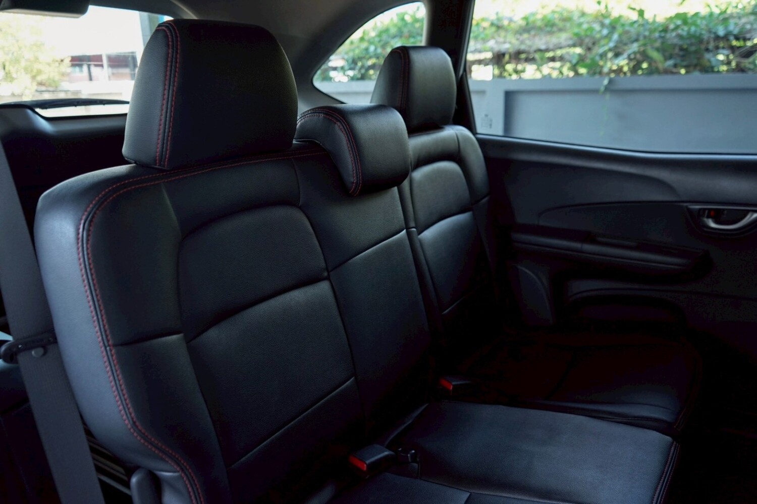 LINE_ALBUM_Honda brv 1.5 v 5ที่นั่ง ปี2019 ไมล์ 39000km สีขาว_260117_9