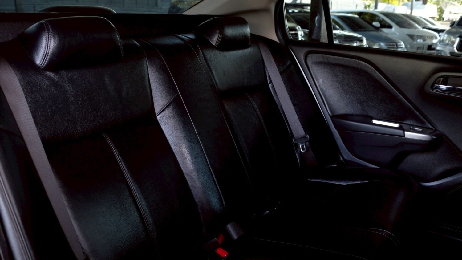 LINE_ALBUM_City 1.5 sv ปี17 สีขาว ไมล์ 58,000km_260213_11