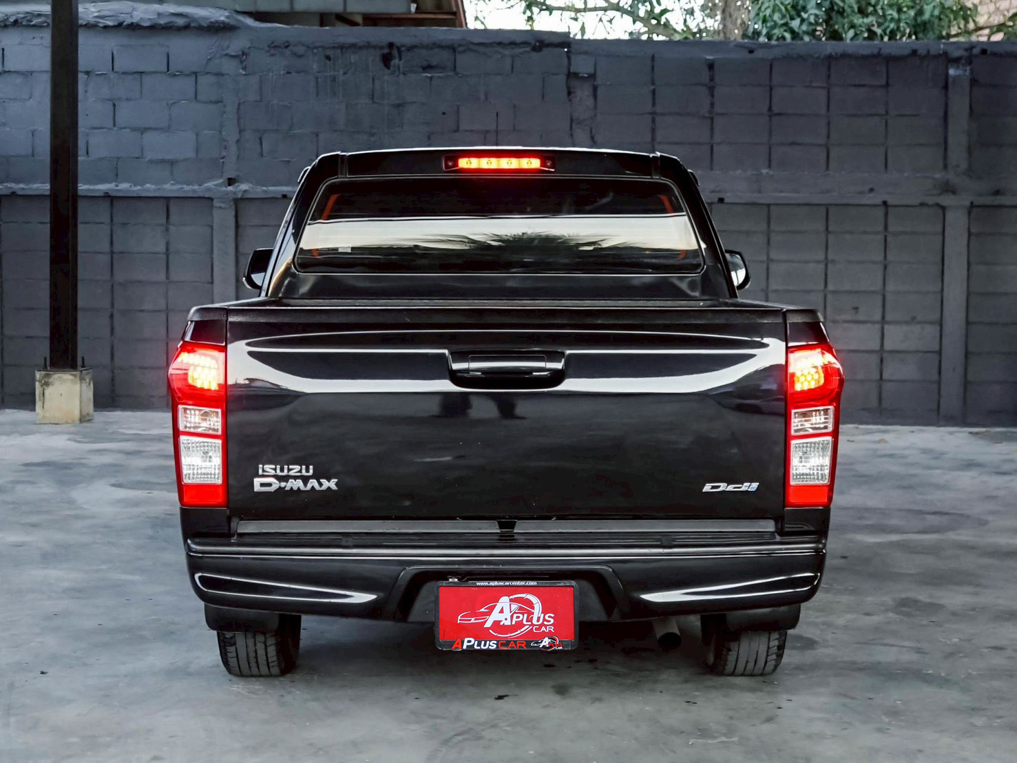 LINE_ALBUM_DMAX 1.9 CAB LDA ปี2018 สีดำ เกียร์ ธรรมดา_260128_10