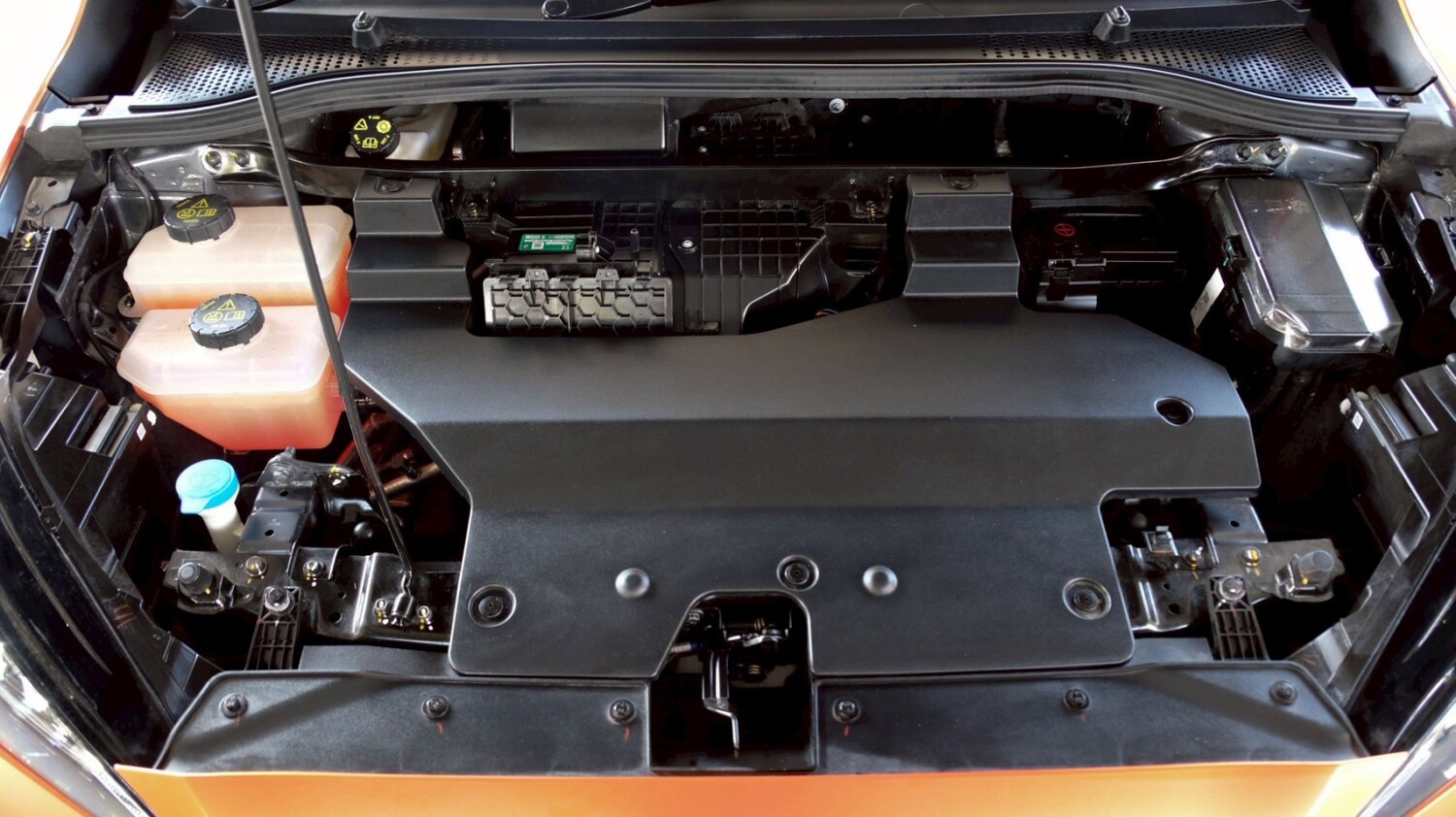 LINE_ALBUM_MG4 V วิ่งได้ 540km ปี2025 แรปสติกเกอร์ สีส้ม_260211_23