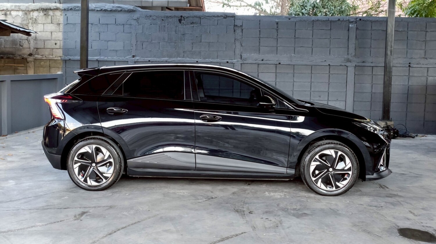 LINE_ALBUM_MG4 X สีดำ ปี2024 จด ปี2025 ไมล์ 15,200km_260213_4