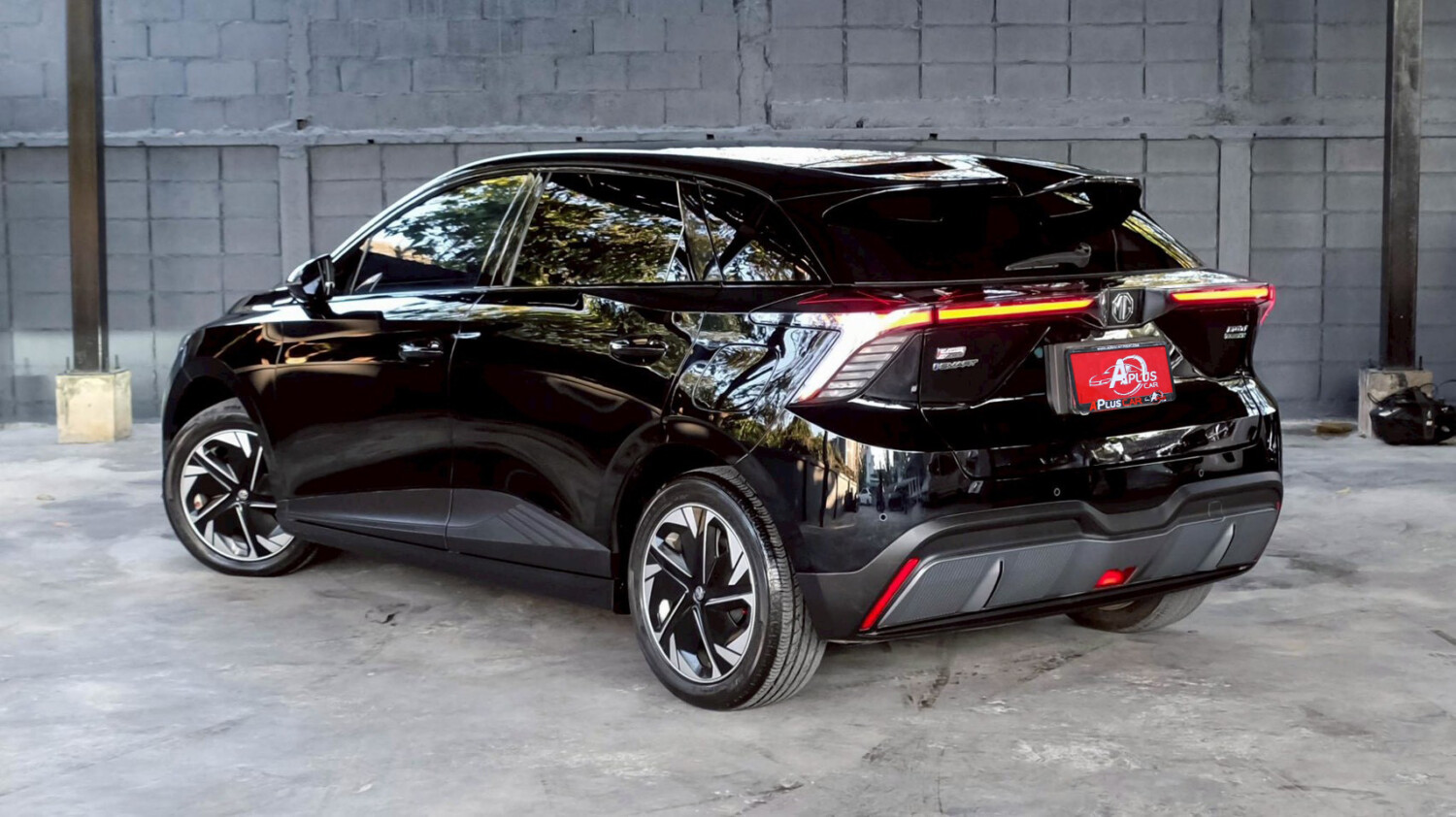 LINE_ALBUM_MG4 X สีดำ ปี2024 จด ปี2025 ไมล์ 15,200km_260213_6