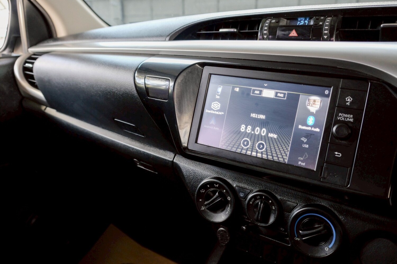 LINE_ALBUM_REVO 4DR 2.4 MID สีเทา ปี2020 จด 2021 เกียร์ mt_260214_18