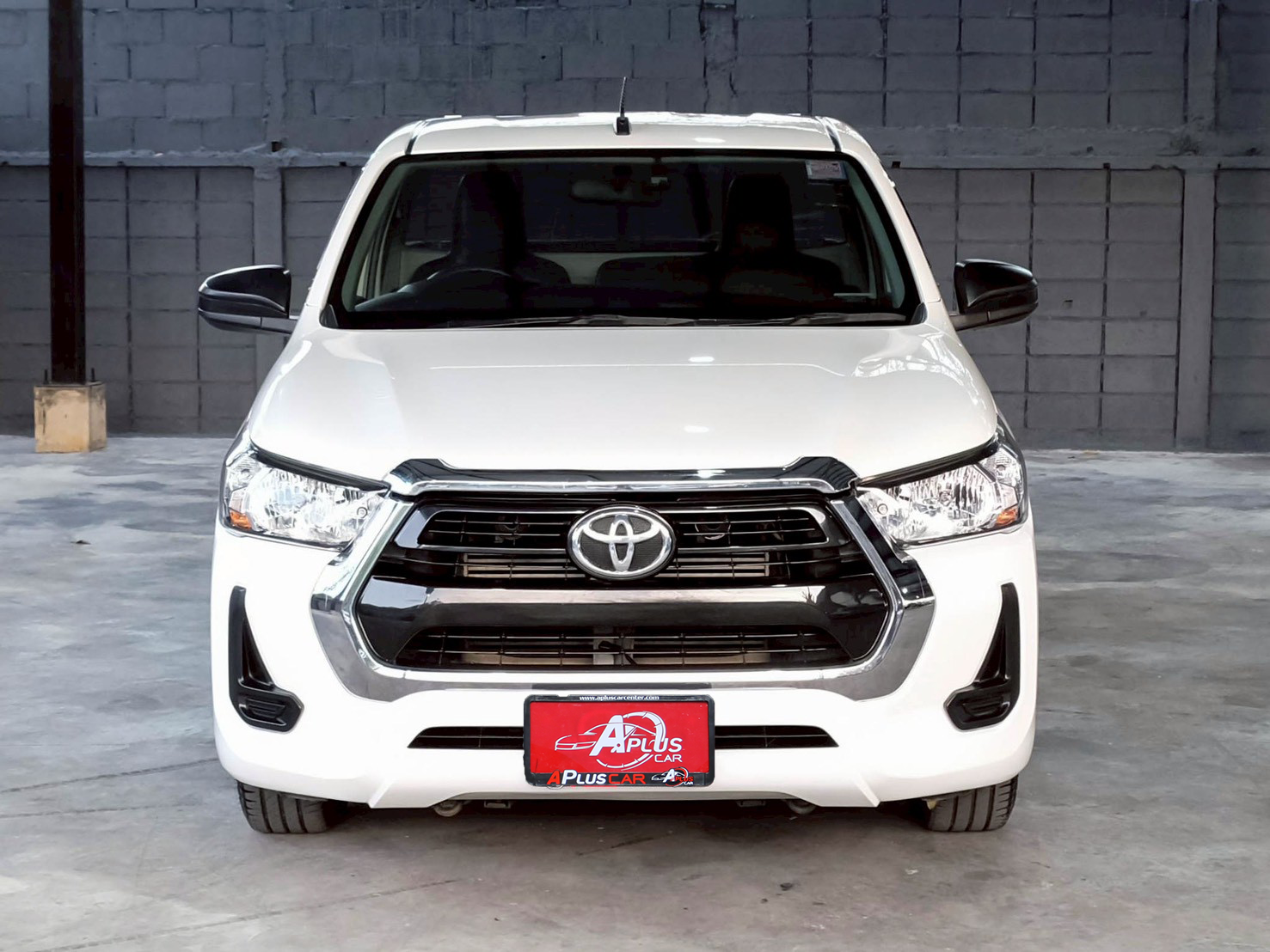 LINE_ALBUM_Revo 2.8 ตอนเดียว ปี20 จด 21 สีขาว ไมล์ 130,000 km_260212_2