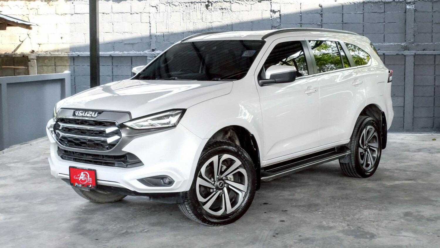 LINE_ALBUM_Mu-x 3.0 ultimate ปี20 สีขาว ไมล์ 96,000 km_260221_1