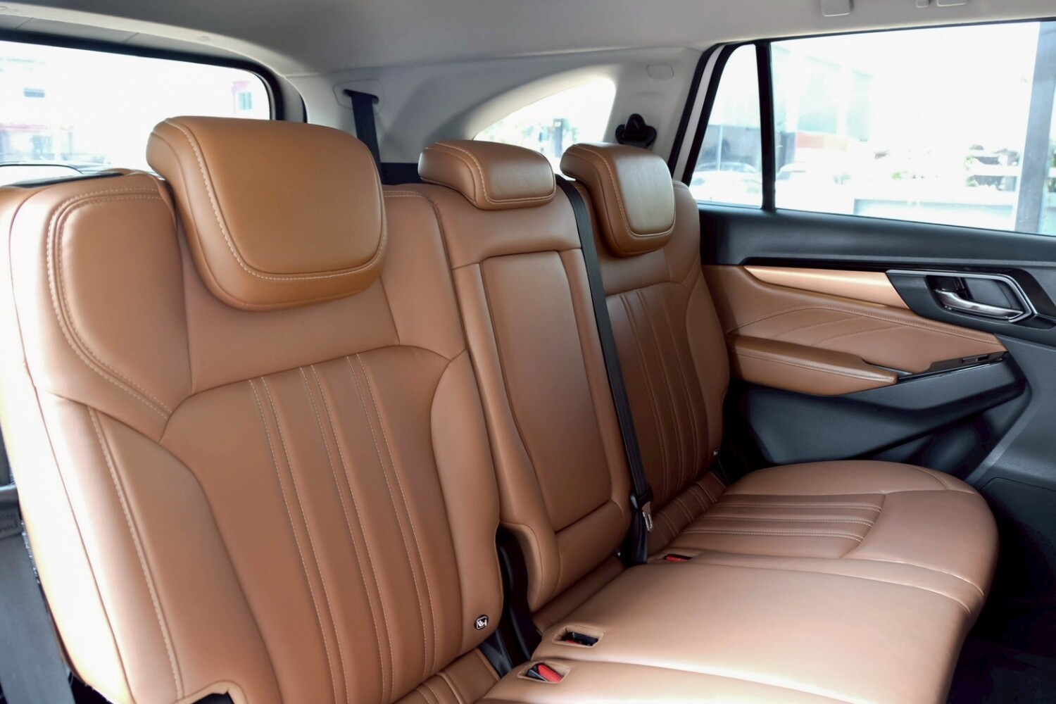 LINE_ALBUM_Mu-x 3.0 ultimate ปี20 สีขาว ไมล์ 96,000 km_260221_12