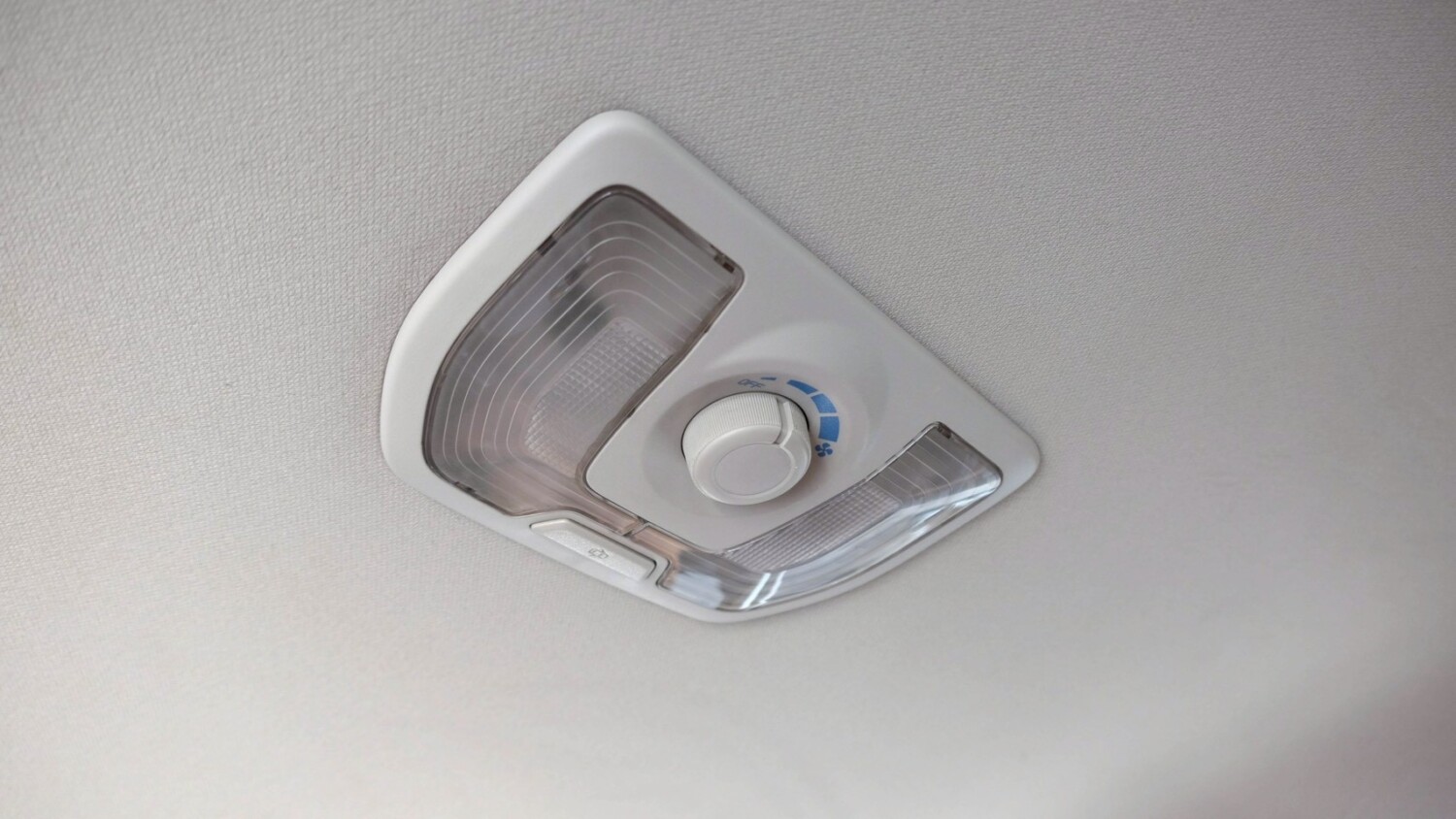 LINE_ALBUM_Mu-x 3.0 ultimate ปี20 สีขาว ไมล์ 96,000 km_260221_14