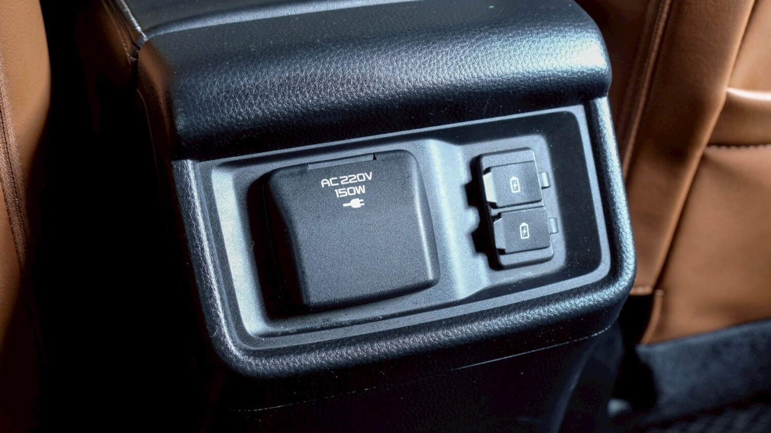 LINE_ALBUM_Mu-x 3.0 ultimate ปี20 สีขาว ไมล์ 96,000 km_260221_15