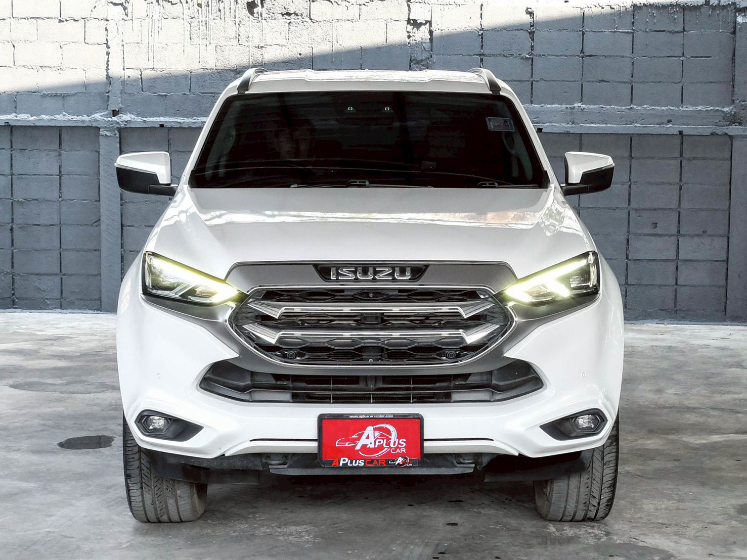 LINE_ALBUM_Mu-x 3.0 ultimate ปี20 สีขาว ไมล์ 96,000 km_260221_2