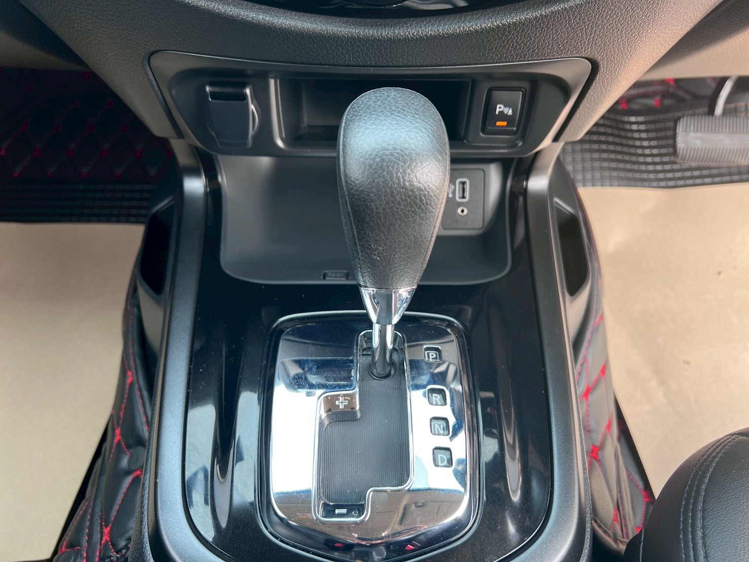 LINE_ALBUM_1469_260401_14