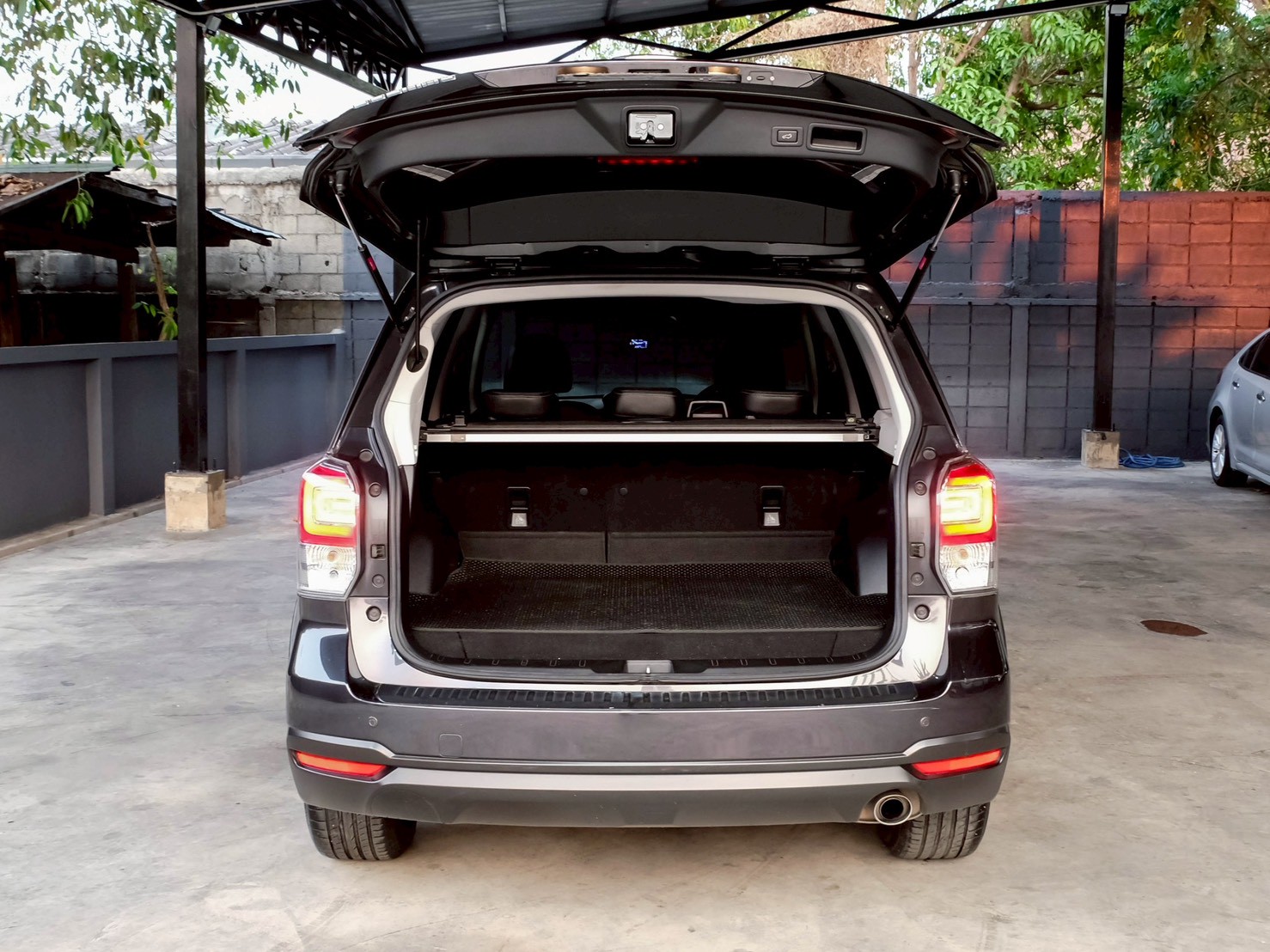 LINE_ALBUM_SUBARU FORESTER 2.0 IP ปี2017(แท้) สีเทา ไมล์85000_260331_9