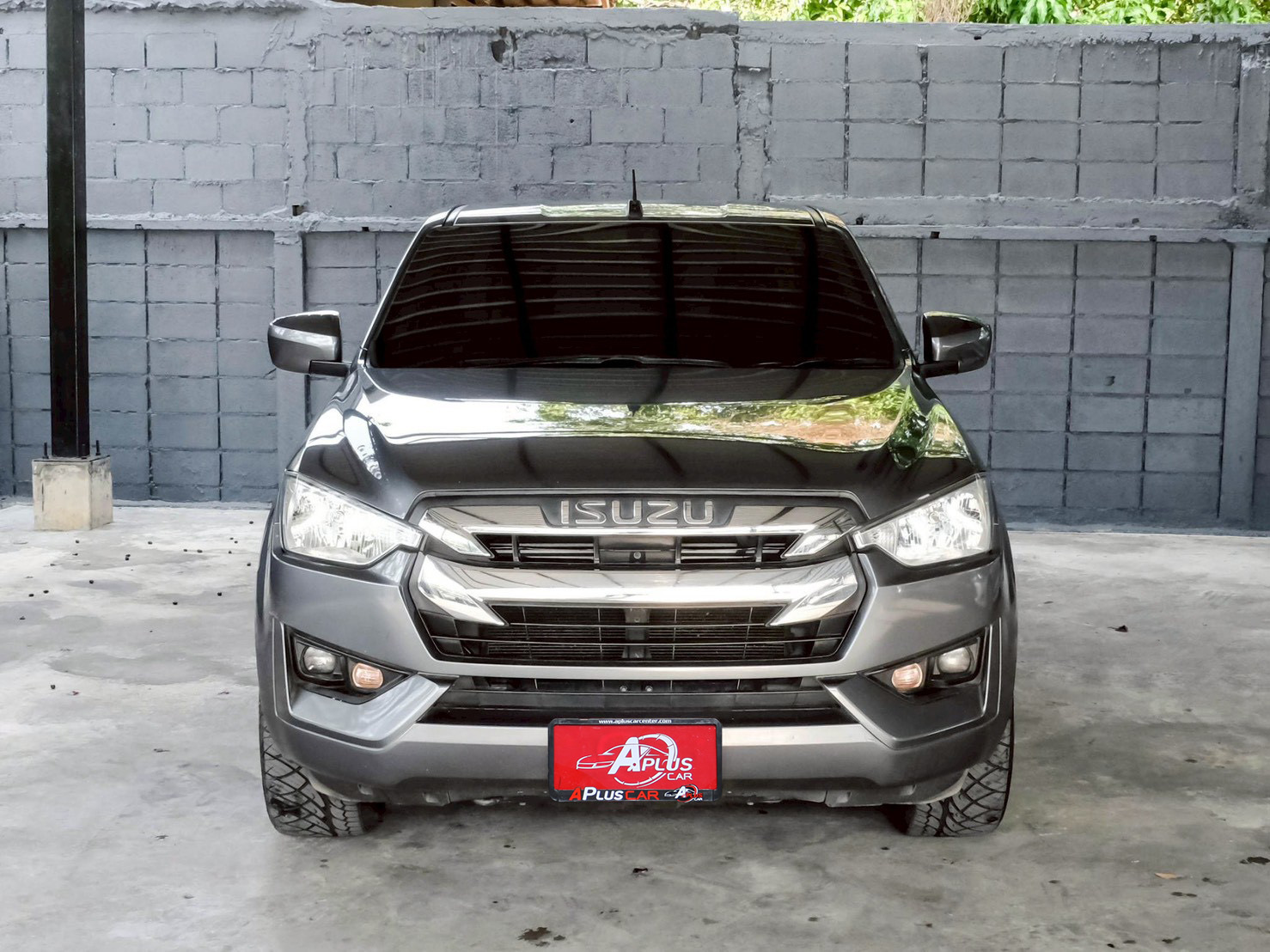 LINE_ALBUM_DMAX CAB 3.0 ปี21 S สีเทา เกียร์ mt ไมล์ 60,000km_260508_2