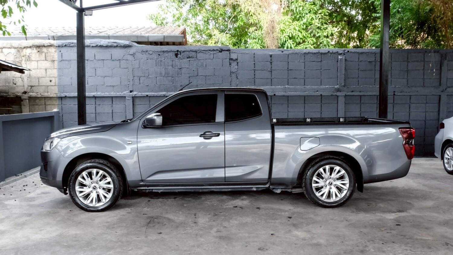 LINE_ALBUM_DMAX CAB 3.0 ปี21 S สีเทา เกียร์ mt ไมล์ 60,000km_260508_5