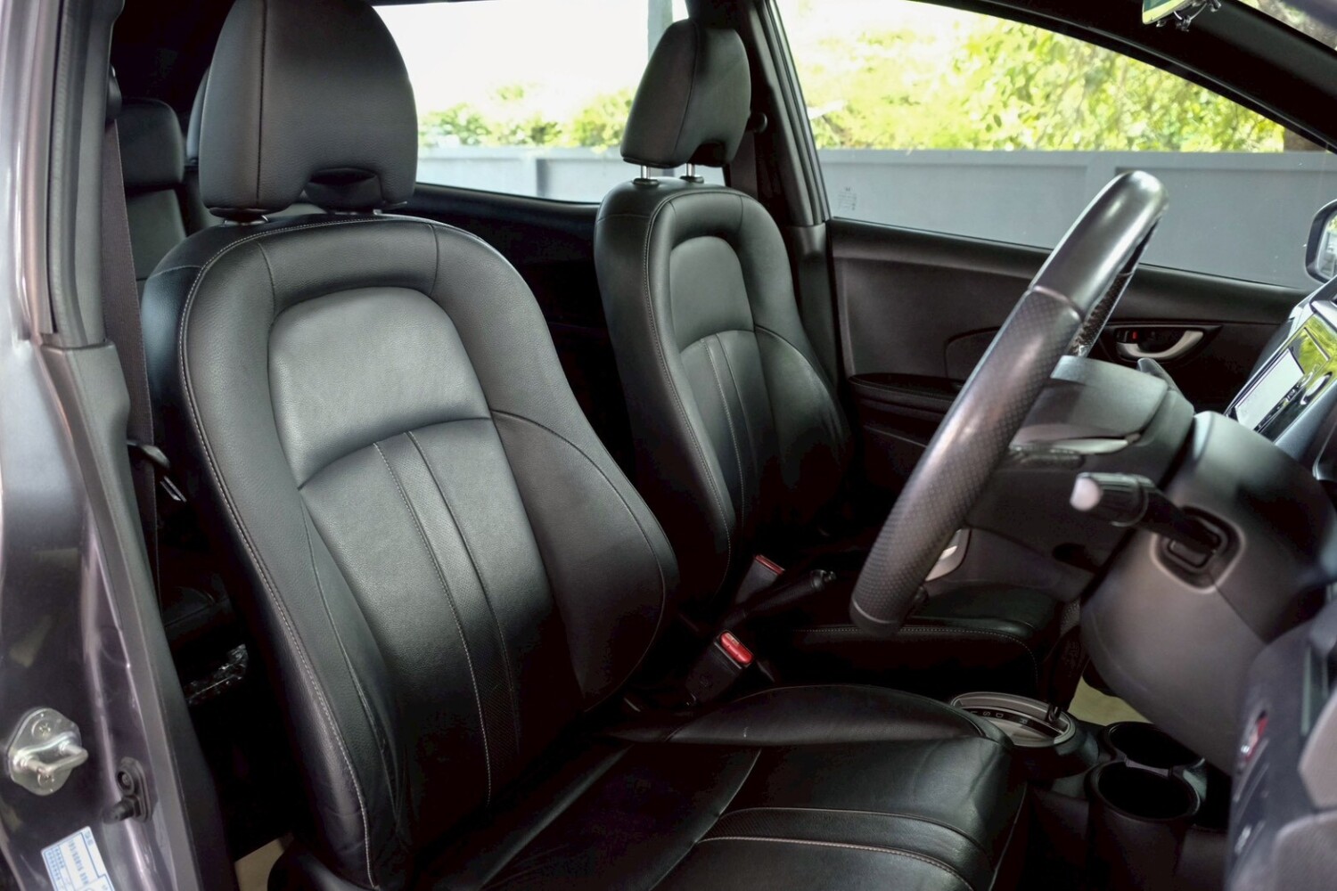 LINE_ALBUM_HONDA BRV 1.5 SV สีเทา ปี19 ไมล์ 39,000km_260521_11