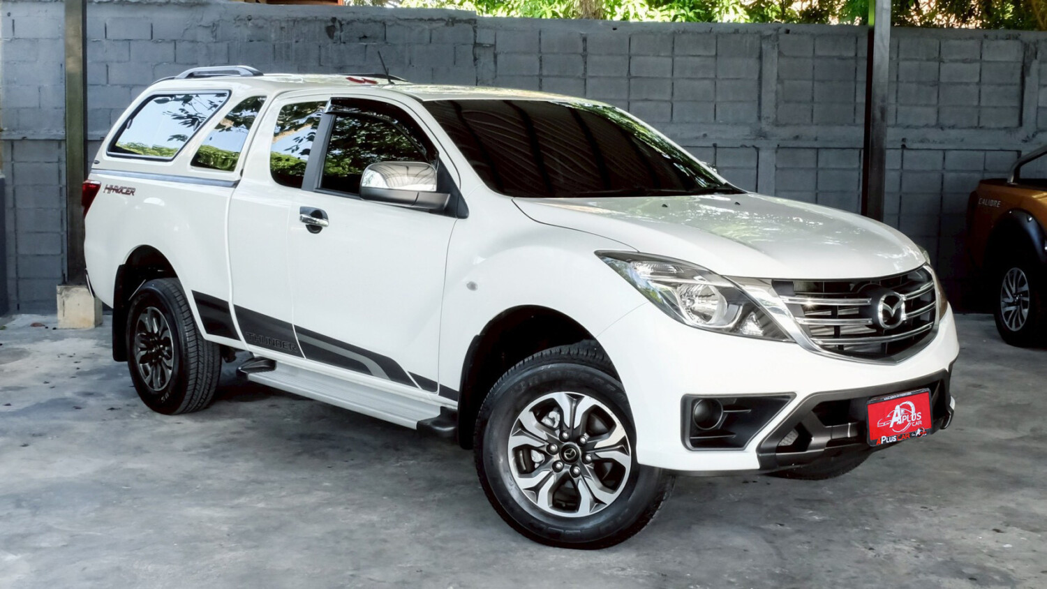 LINE_ALBUM_Mazda bt50 2.2 สีขาว thunder cab ปี20 จด 21 3700km_260518_3