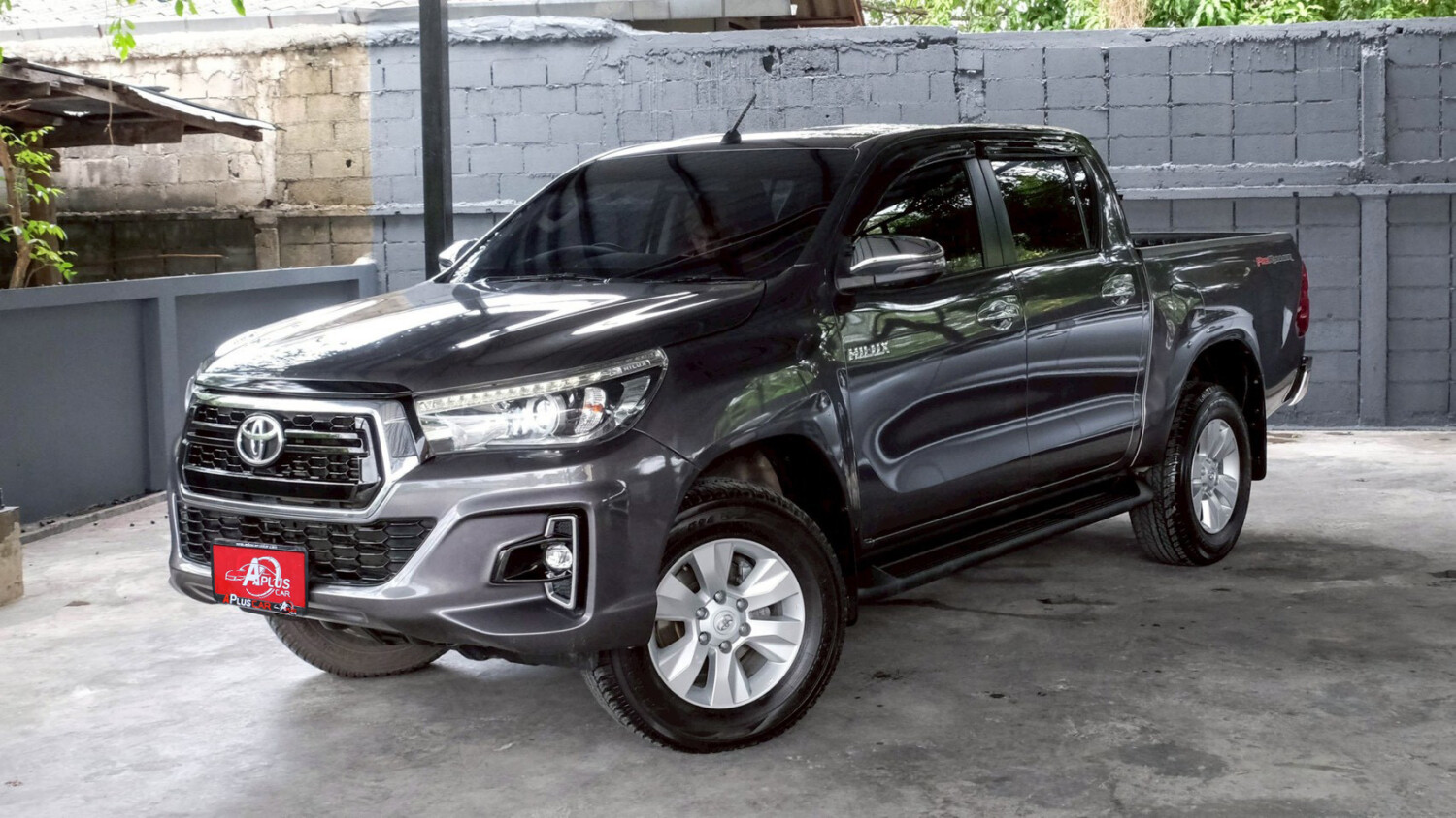 LINE_ALBUM_REVO 4DR ปี20(แท้) สีเทา E PLUS AUTO ไมล์ 60000km_260514_1