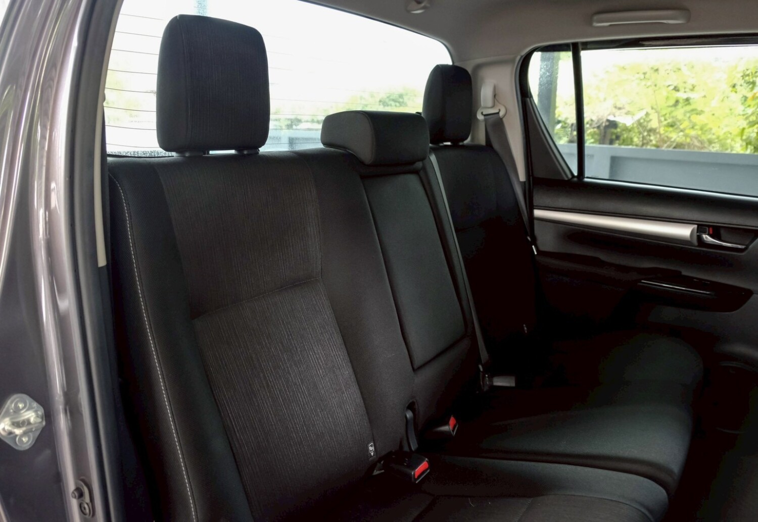 LINE_ALBUM_REVO 4DR ปี20(แท้) สีเทา E PLUS AUTO ไมล์ 60000km_260514_11