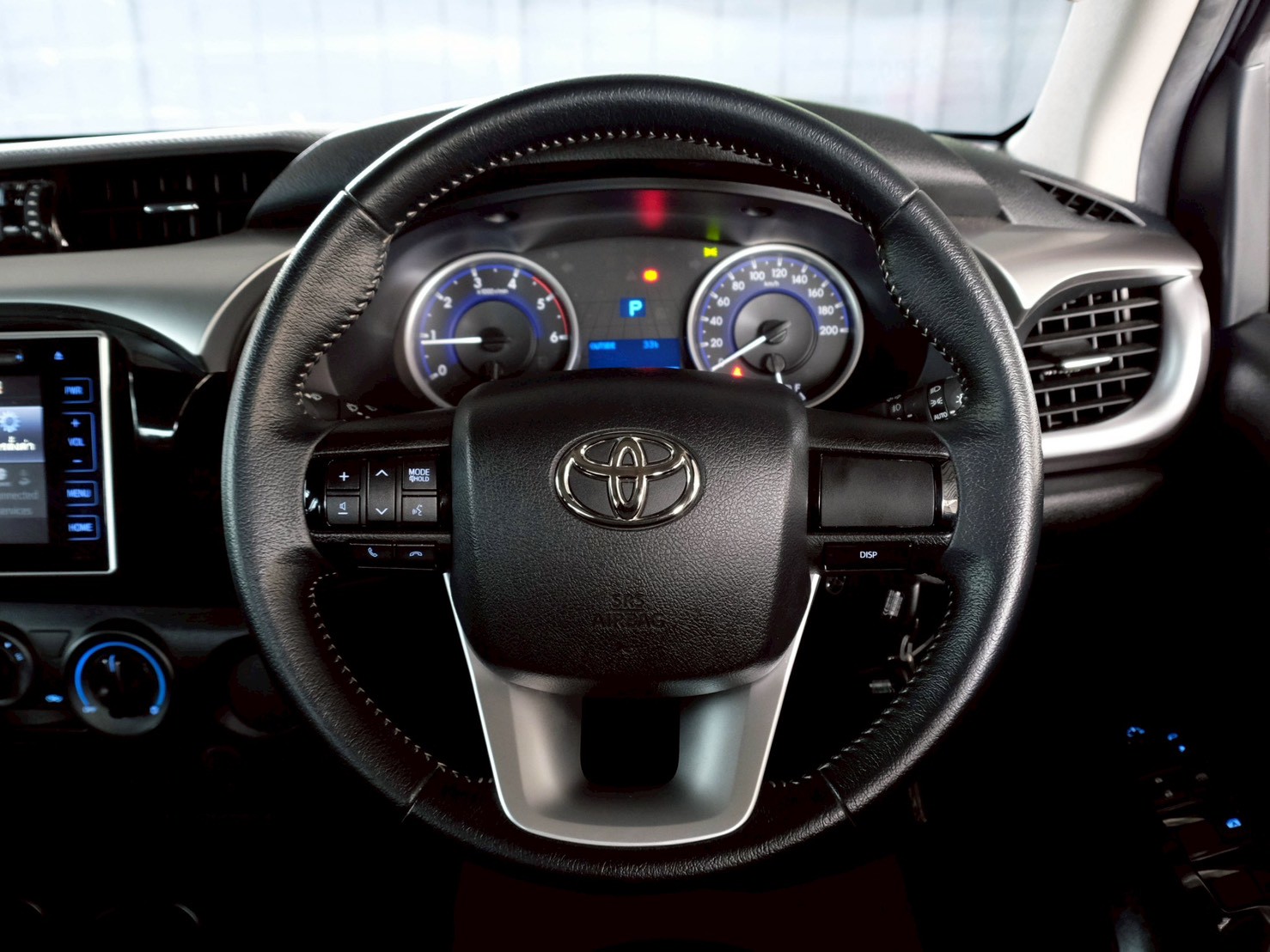 LINE_ALBUM_REVO 4DR ปี20(แท้) สีเทา E PLUS AUTO ไมล์ 60000km_260514_13