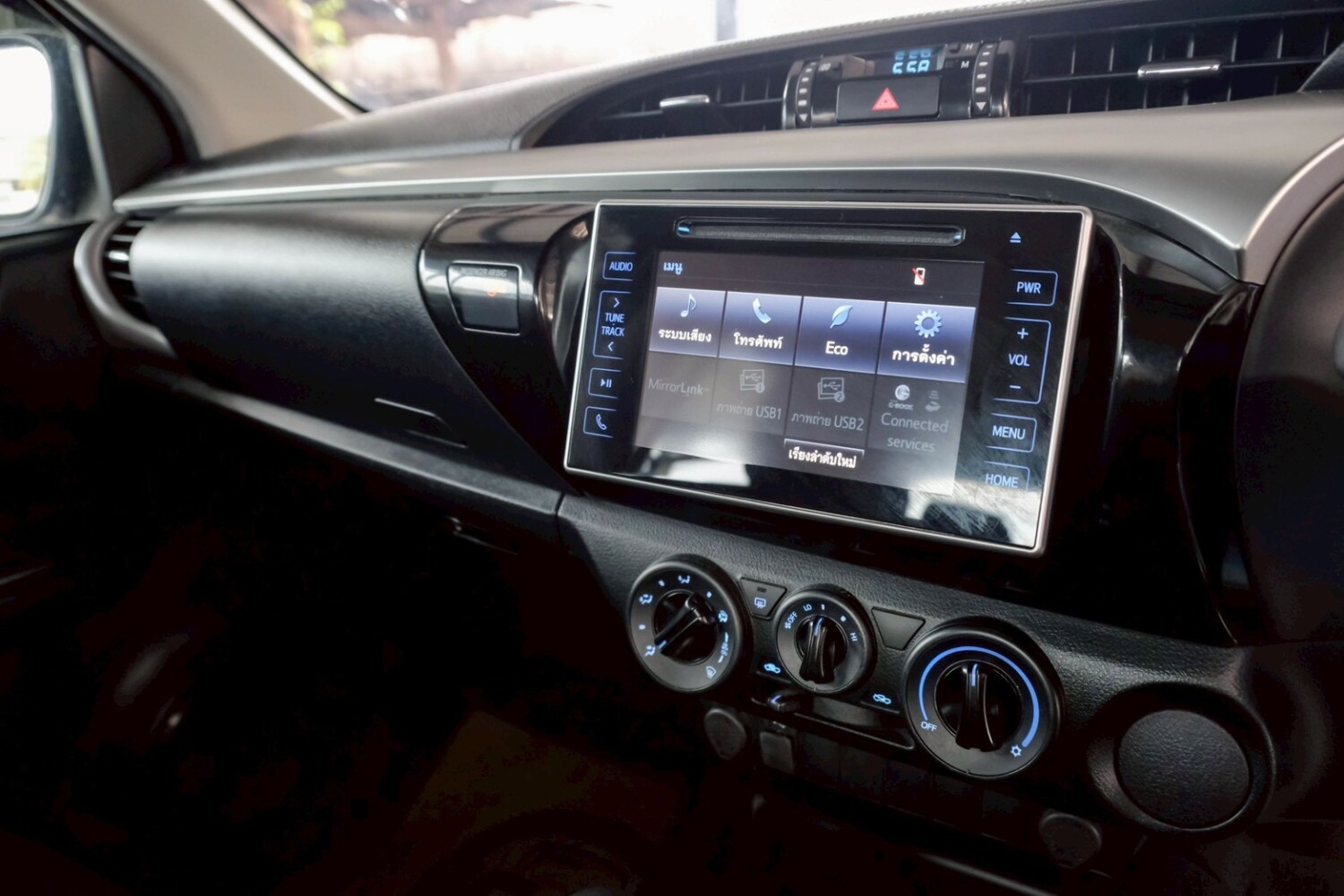 LINE_ALBUM_REVO 4DR ปี20(แท้) สีเทา E PLUS AUTO ไมล์ 60000km_260514_15