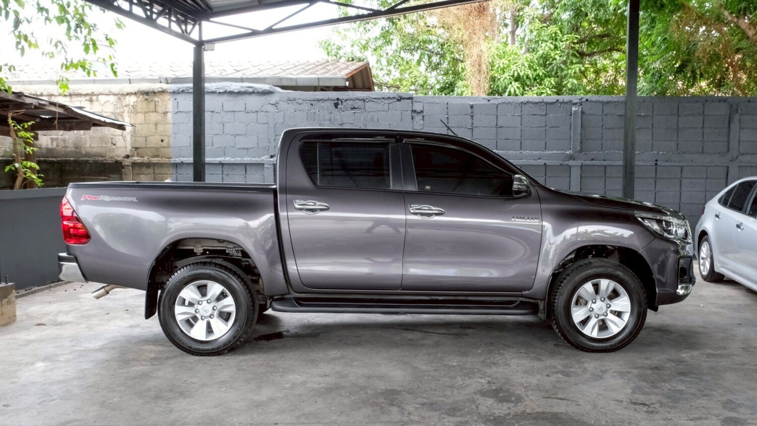 LINE_ALBUM_REVO 4DR ปี20(แท้) สีเทา E PLUS AUTO ไมล์ 60000km_260514_4
