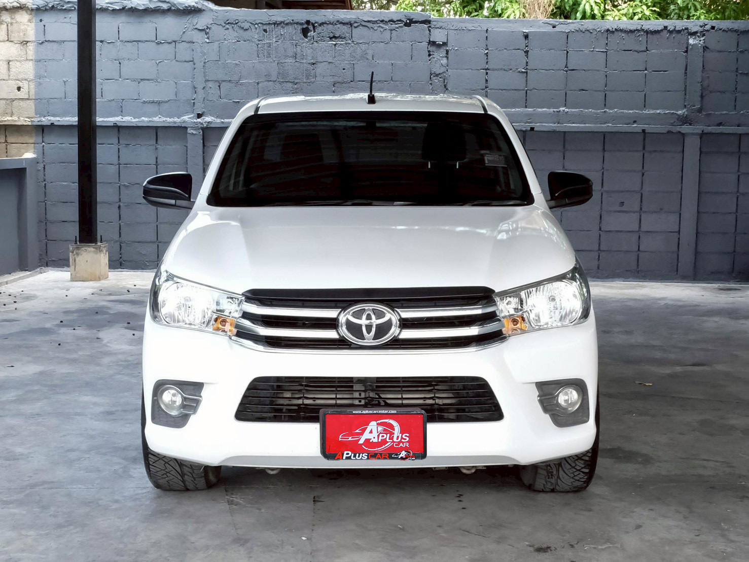 LINE_ALBUM_Revo 2.4 cab ปี18 J สีขาว ล้อ TE37 ไมล์ 120000km_260507_2