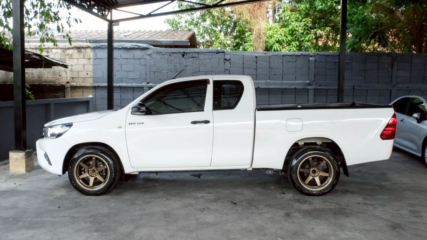 LINE_ALBUM_Revo 2.4 cab ปี18 J สีขาว ล้อ TE37 ไมล์ 120000km_260507_5