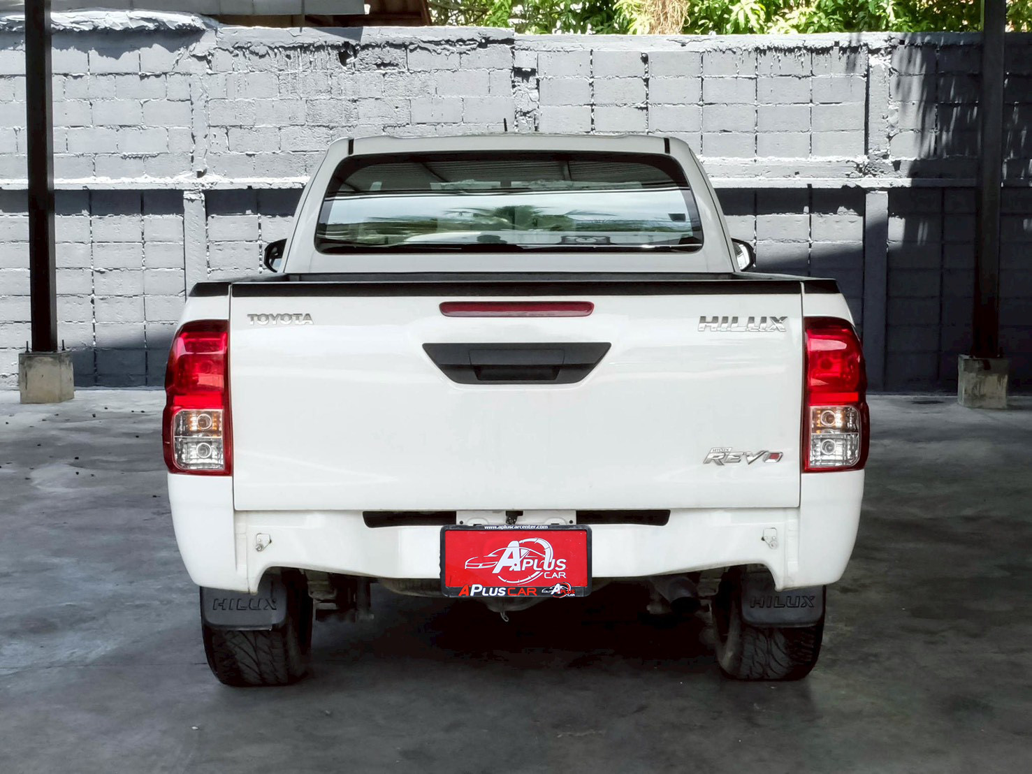 LINE_ALBUM_Revo 2.4 cab ปี18 J สีขาว ล้อ TE37 ไมล์ 120000km_260507_7